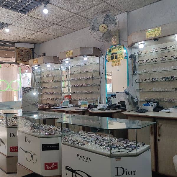 Optical shop (Shelves) 3