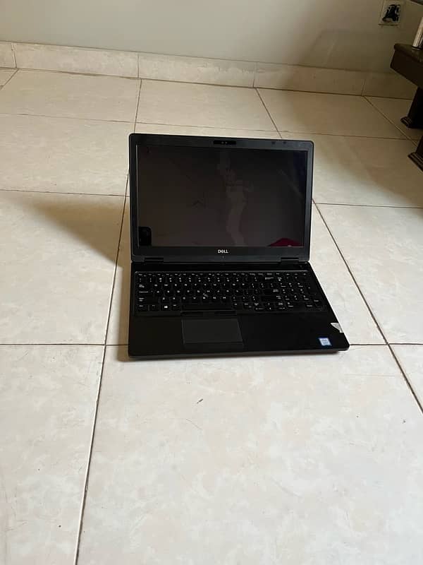 Dell Precision 3530 i7 8th gen 1