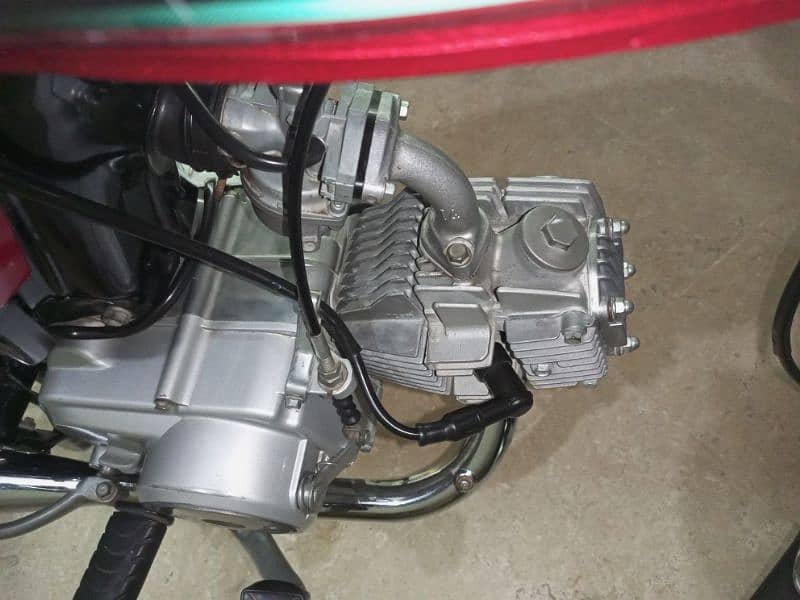 Honda  2024-2023 like New 12