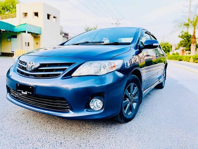 Toyota Corolla Altis 2011 0