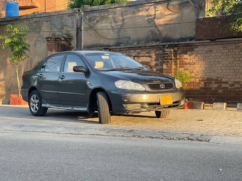 Toyota Corolla Altis 2011 3