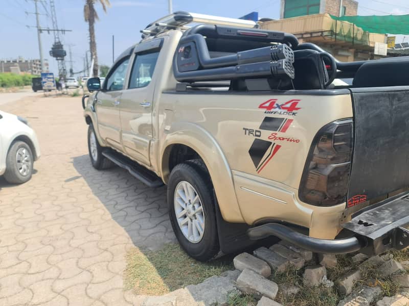 Toyota Hilux 2011 Vigo 4