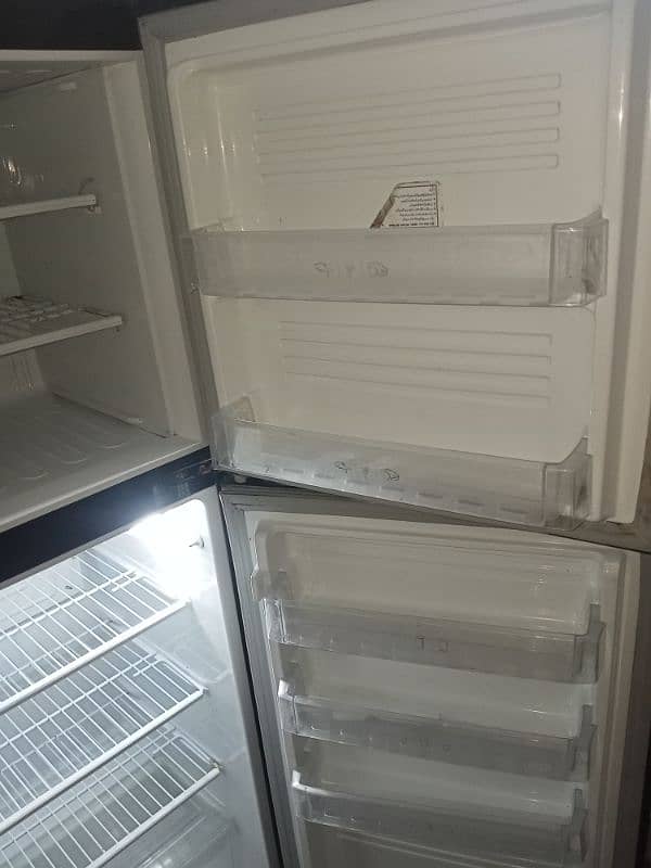 refrigerator pell condition like new jesi normal use ha i 4