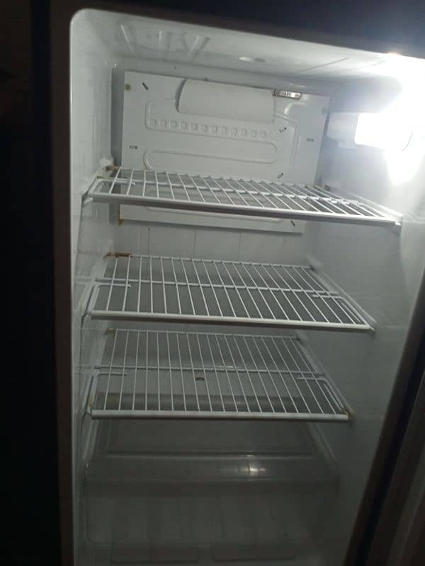 refrigerator pell condition like new jesi normal use ha i 5