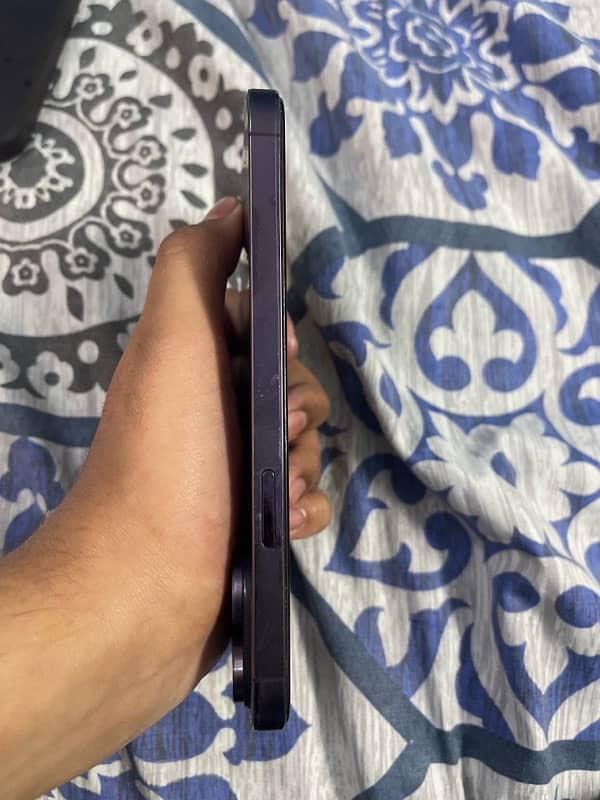 IPhone 14 Pro Max Canadian variant 256 gb 3