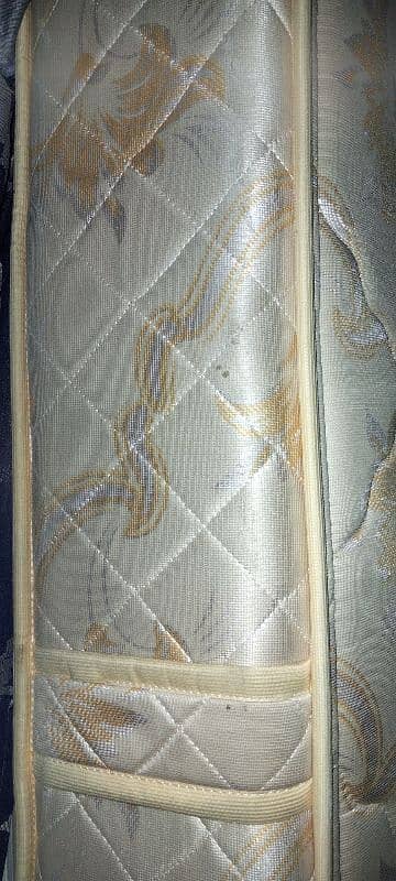 master king mattress in just new condition 2