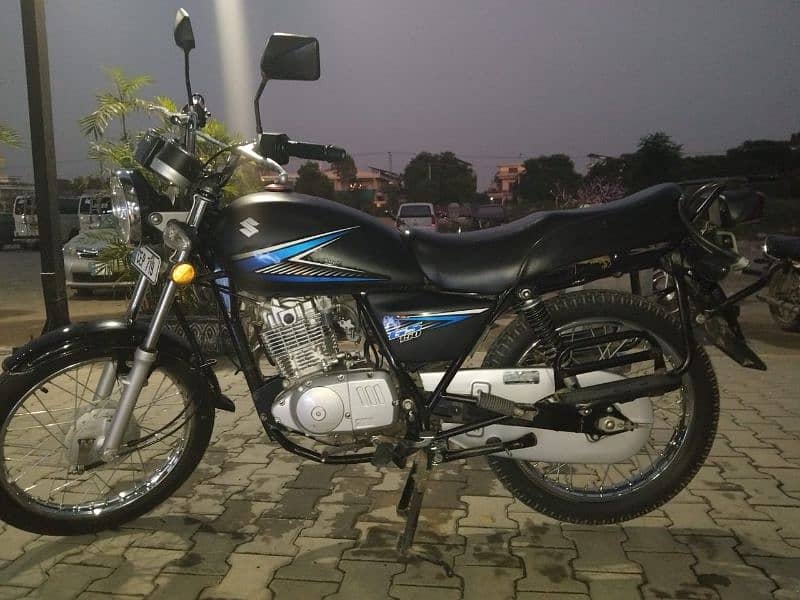 Suzuki 150cc bike / suzuki motor cycle 2