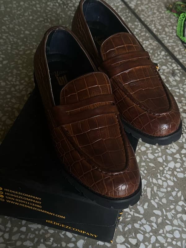 hedgez branded leather shoes 4