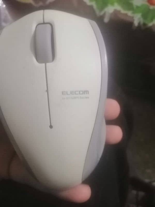 Elecom Wireless Mouse - Long battery - Best condition in sale 2