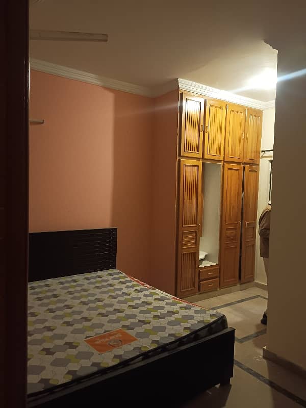 3 bedroom attach washroom upper portion for rent demand 85000 0