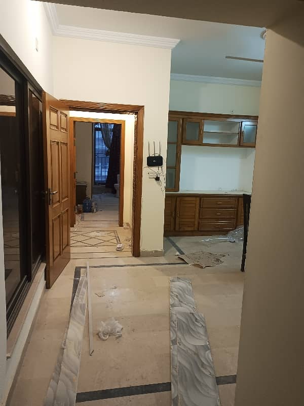 3 bedroom attach washroom upper portion for rent demand 85000 3