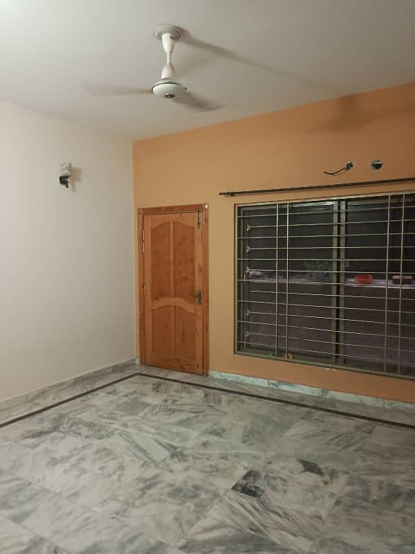 3 bedroom 1 Canal open basement for rent demand 95000 7