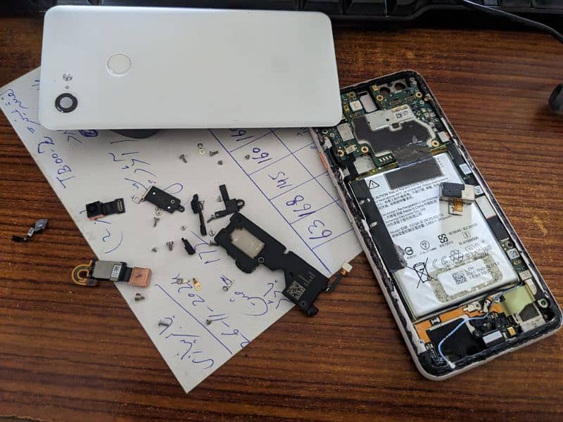 Google pixel 3 board with battery etc 1