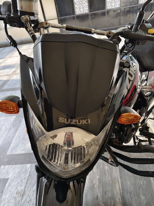 Suzuki GR 150 12