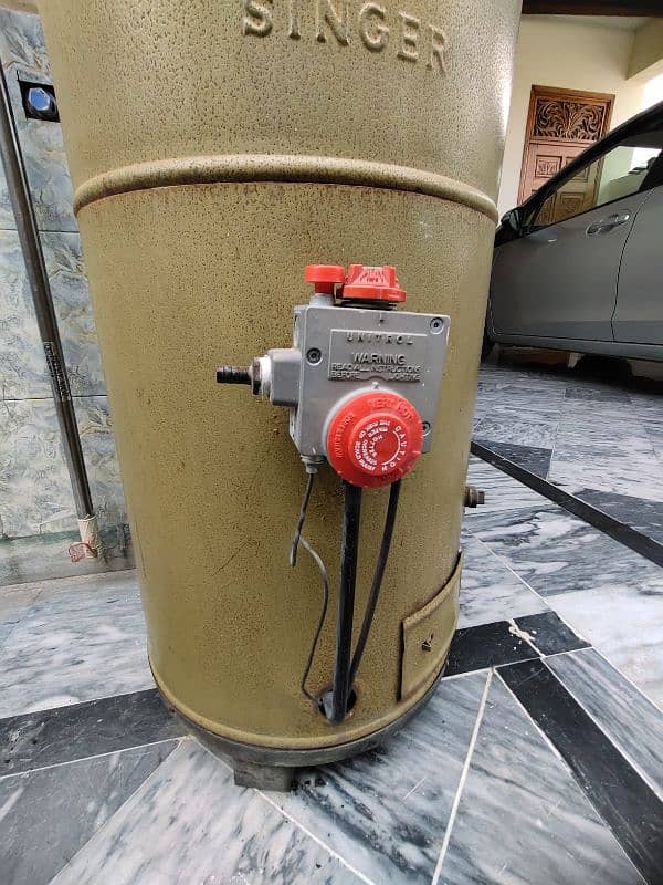 Singer 35 gallon geyser for sale 4