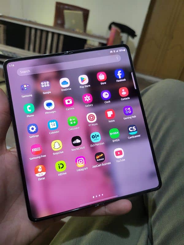 Samsung galaxy Z fold 4 ( pta approved 512gb) 8