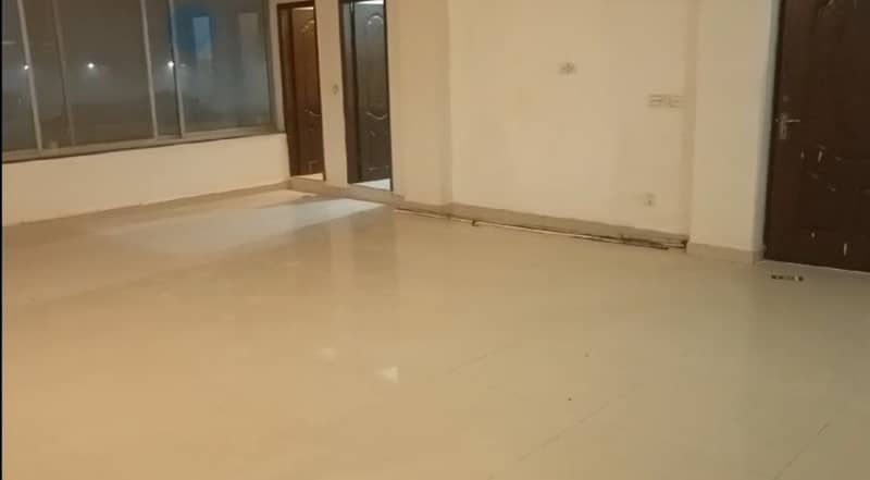 4 Marla 3rd Floor Office With Elevtaor For Rent In DHA Phase 6 Main Boulevard, Lahore. 3