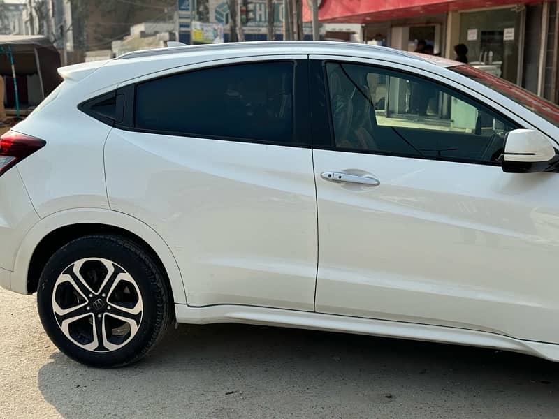 Honda Vezel 2015 10