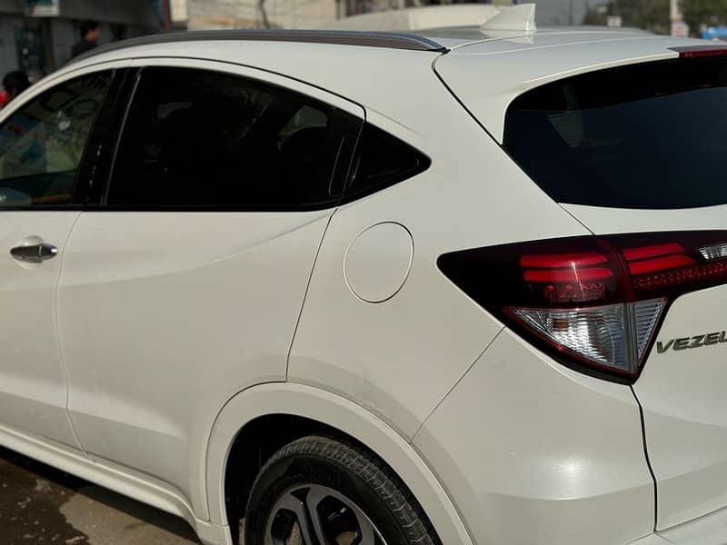 Honda Vezel 2015 12