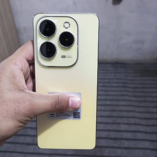 INFINIX HOT 40 PRO 0