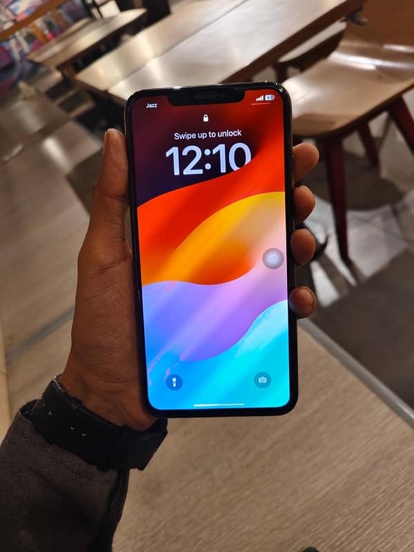 i phone xs max pta approve 64 with box 5