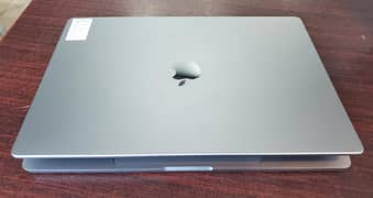 MACBOOK M1 MAX 64GB RAM 1TB SSD