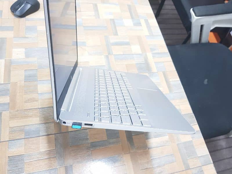 Hp 11th generation laptop 8gb Ram 512 SSD 2