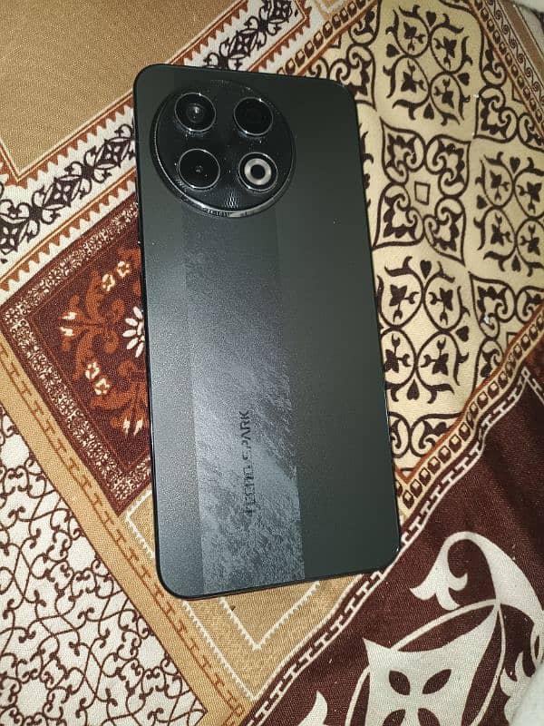 Am Selling my New Tecno Spark 30 pro 8+8/128 Gb No exchange 6