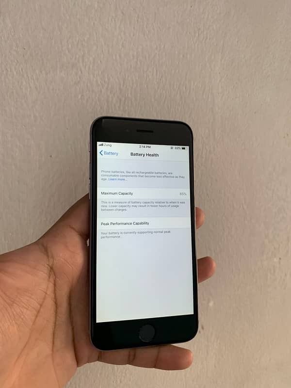 Iphone 6 16gb non pta but sim working no fault urgent sale 2