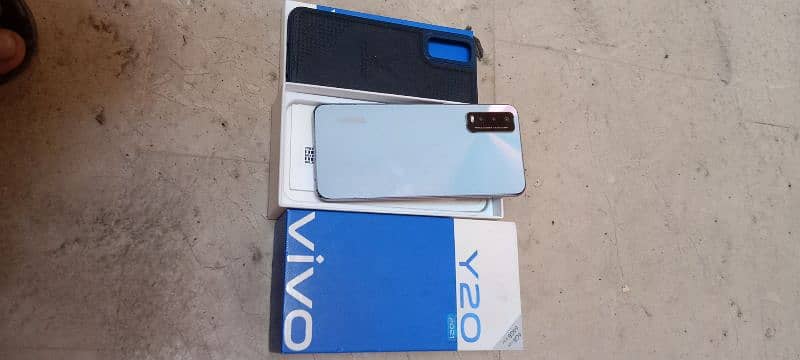 vivo y20 with box 6