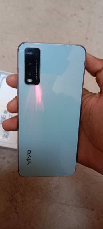 vivo y20 with box 7