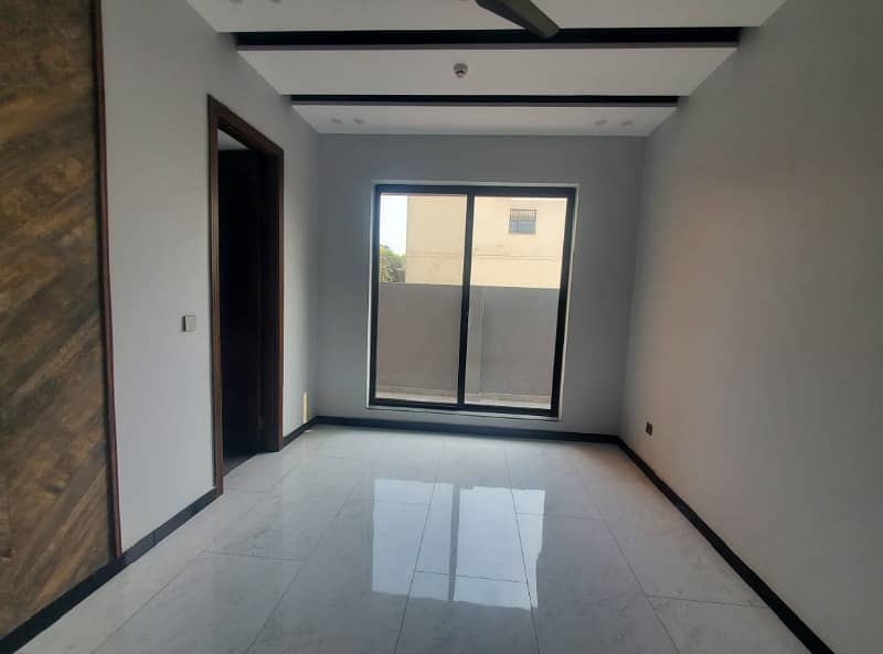 10 Marla Most Luxury House For Rent In DHA Phase 4,Block GG, Lahore. 15