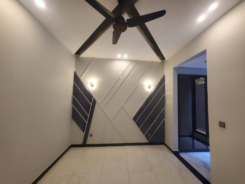 10 Marla Most Luxury House For Rent In DHA Phase 4,Block GG, Lahore. 19