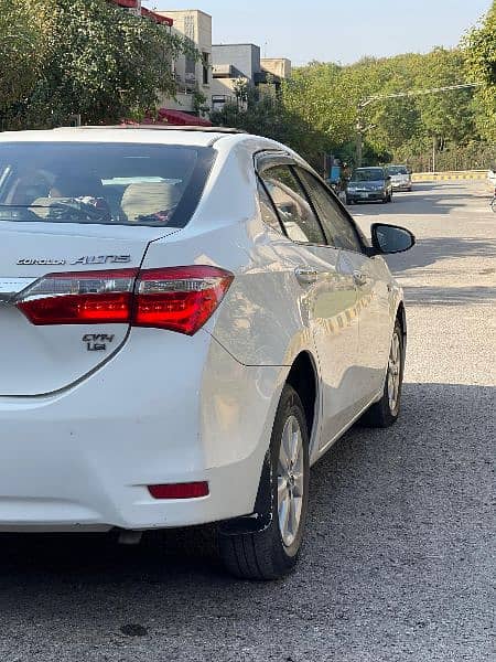 Toyota Altis Grande 2015 4