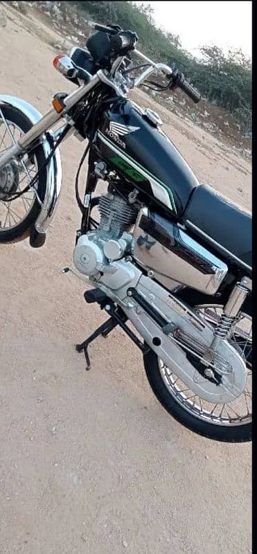 Honda 125 special addition 2022-2023 Karachi registration 1