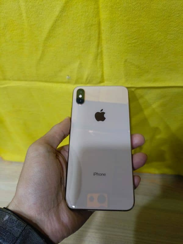 iphone Xs max)/non pta / 64GB 1