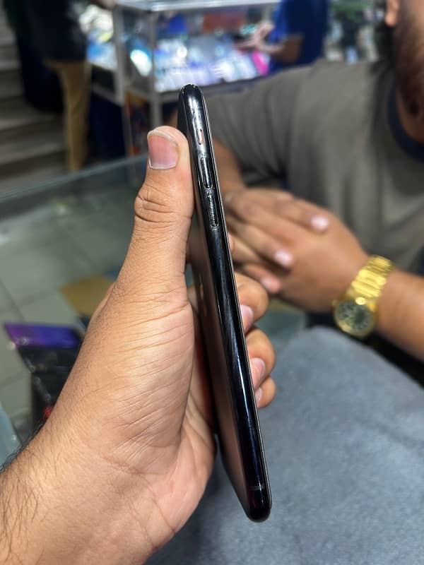 IPHONE 11 PRO MAX (fu) 256GB NON PTA NON ACTIVE ALL OK Exchange possib 6