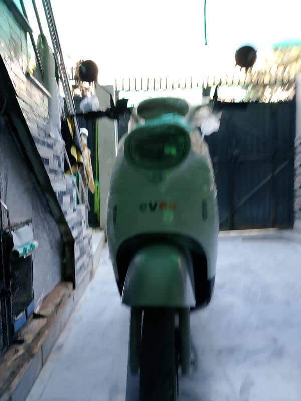 Evee nisa electric scooter 5