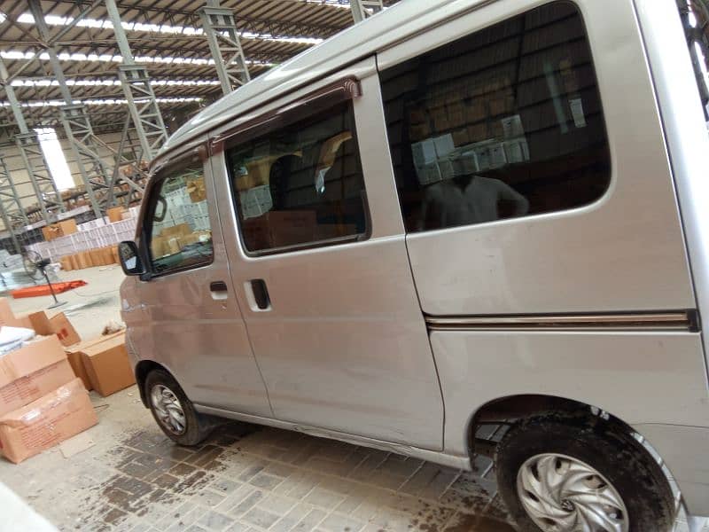 Daihatsu Hijet 2022 3