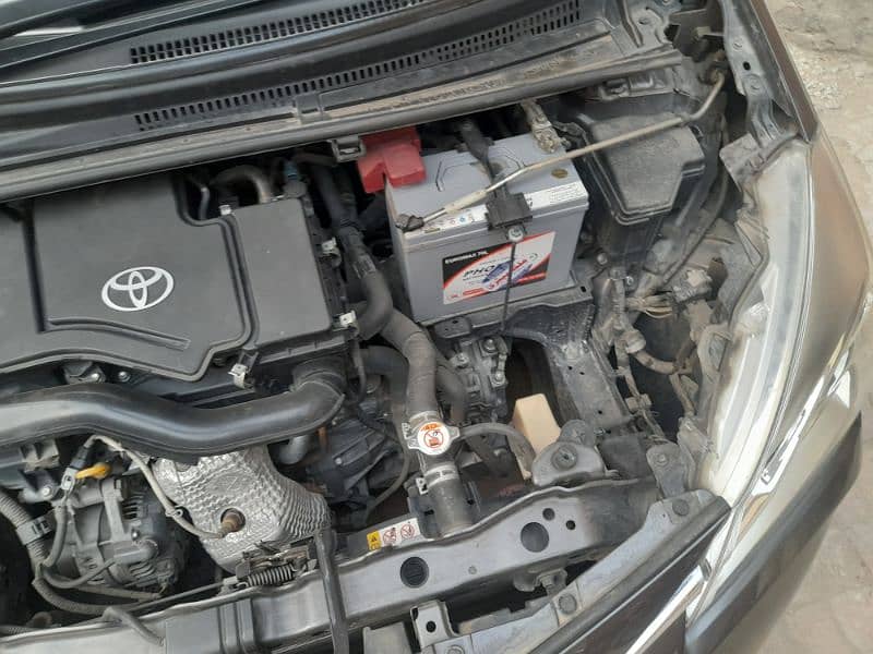 Toyota Vitz 2018/2022 total genuine 12