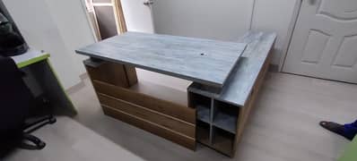 office executive table karachi