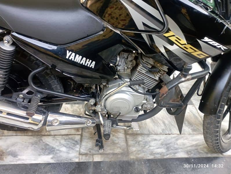 YBR 125G 4