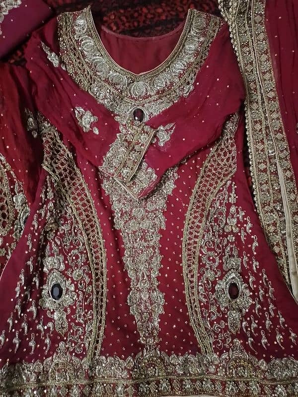 Red beautiful bridal lehenga with jewelry 5