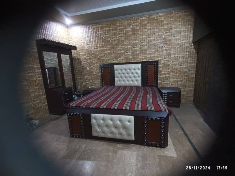 Bed Set For Sale/wooden Bed/king size bed w  & dressing/Mattress 0