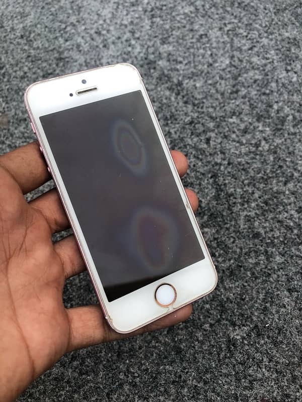 iphone SE First generation 64gb 0