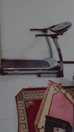 treadmil for sale little used apollo machine only serious buyers cntct