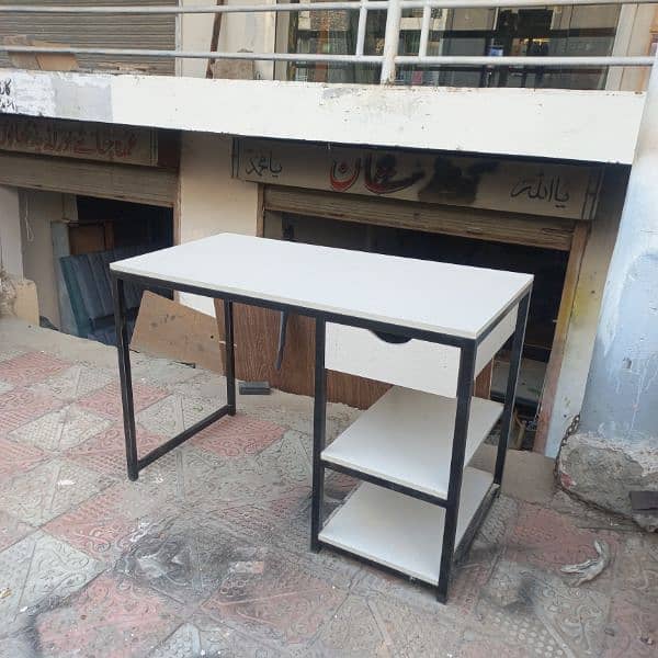 Study table and Computer table in one 1