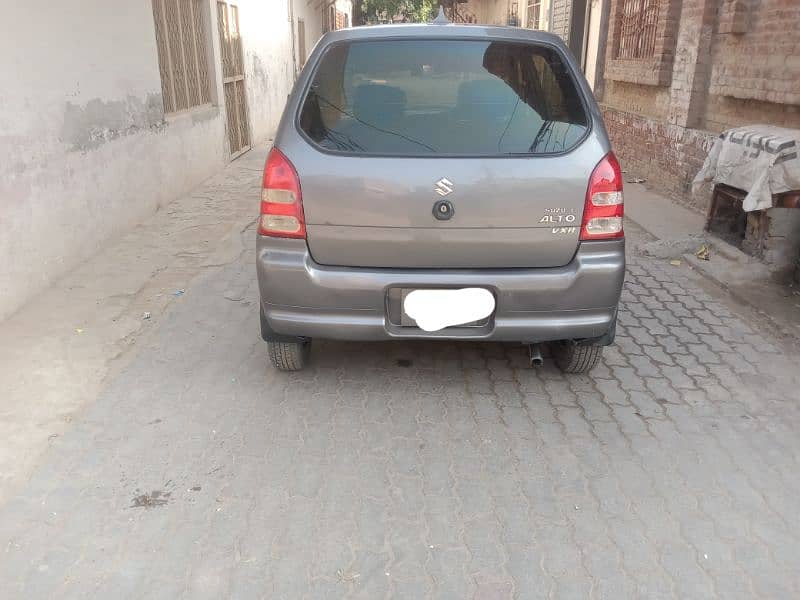 Suzuki Alto 2011 3