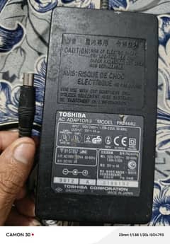 Toshiba original charger