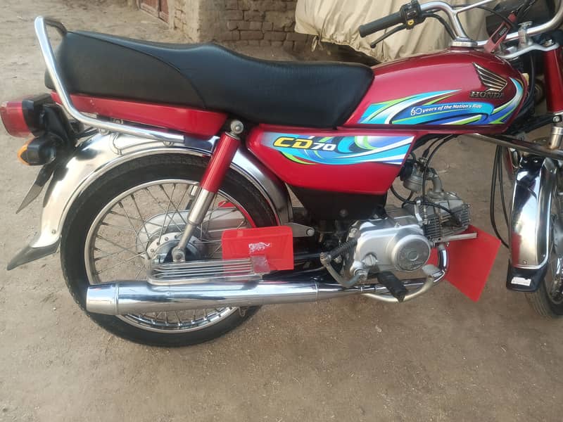 Honda CD 70 2024 5